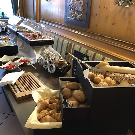Restaurant Schiff 酒店