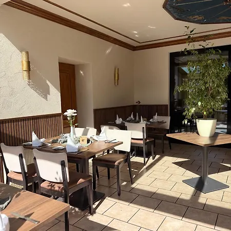 酒店 Restaurant Schiff
