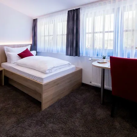 Hotel Restaurant Schiff 3*